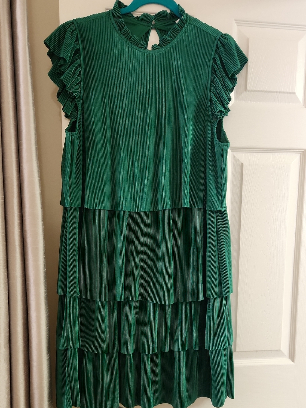 Emma & Michele Emerald Green Tiered Pleated Midi Dress